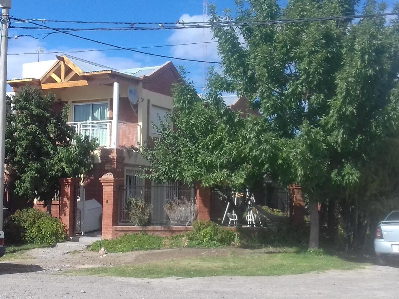 Casa De Franchesca Hostel Трелев Екстериор снимка