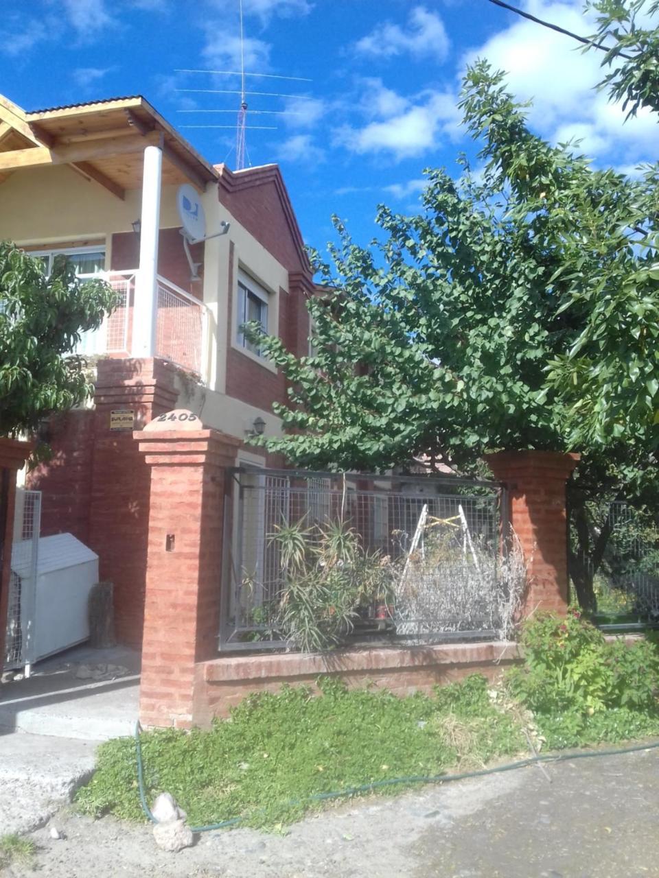 Casa De Franchesca Hostel Трелев Екстериор снимка