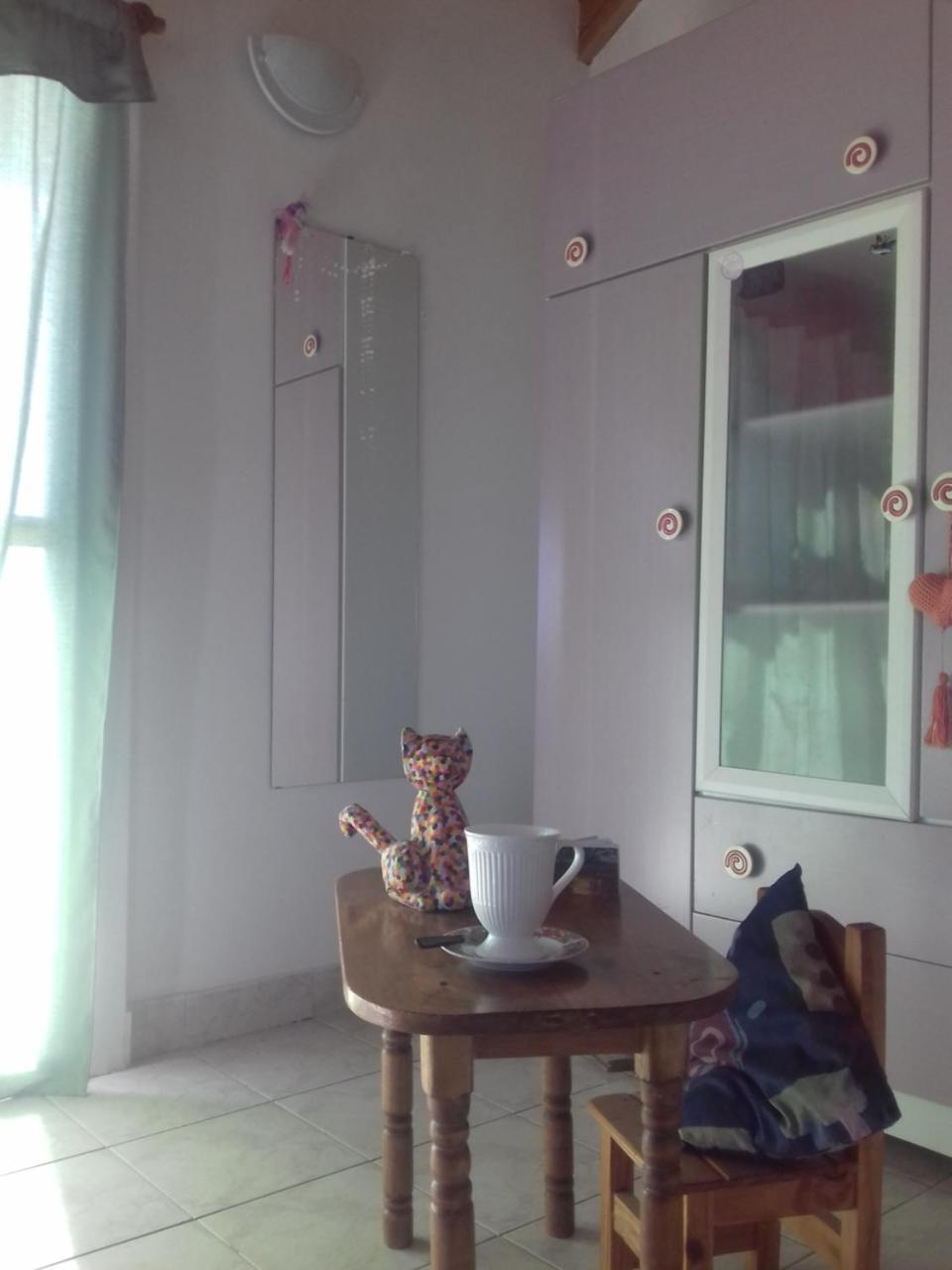 Casa De Franchesca Hostel Трелев Екстериор снимка
